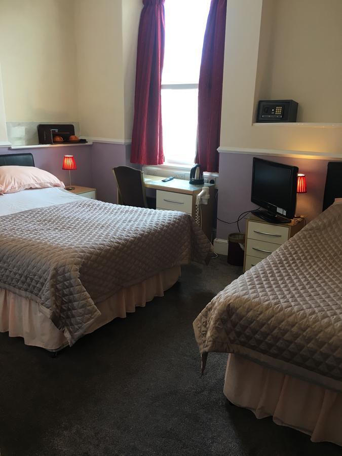 Adelphi Guest House 더글러스 외부 사진
