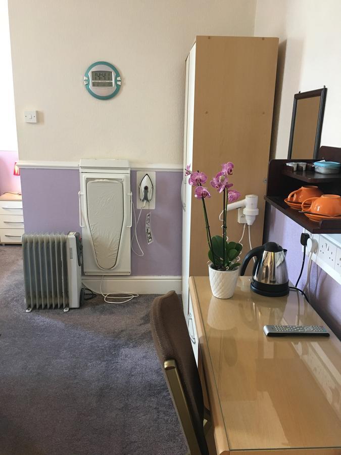 Adelphi Guest House 더글러스 외부 사진